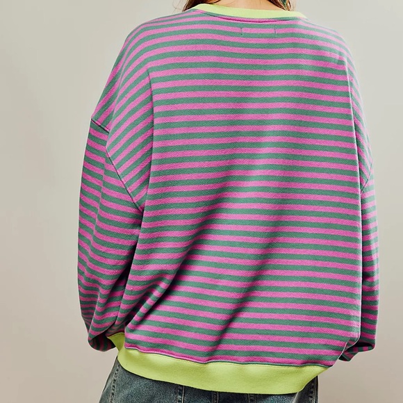 NWT Free People Classic Striped Oversized Crewneck Pink Combo Size Large - Picture 2 of 6